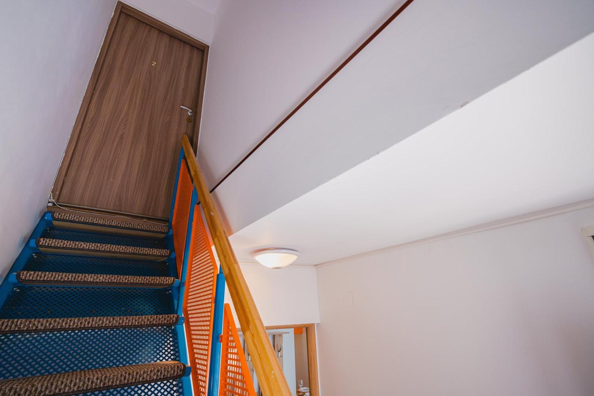 Pitstop Apartments Dumbravita  الغرفة الصورة