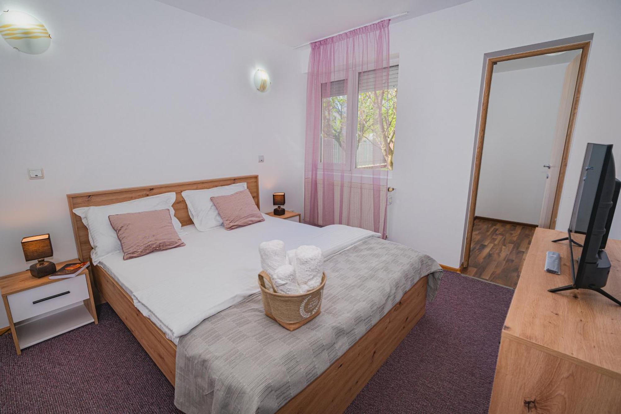 Pitstop Apartments Dumbravita  المظهر الخارجي الصورة