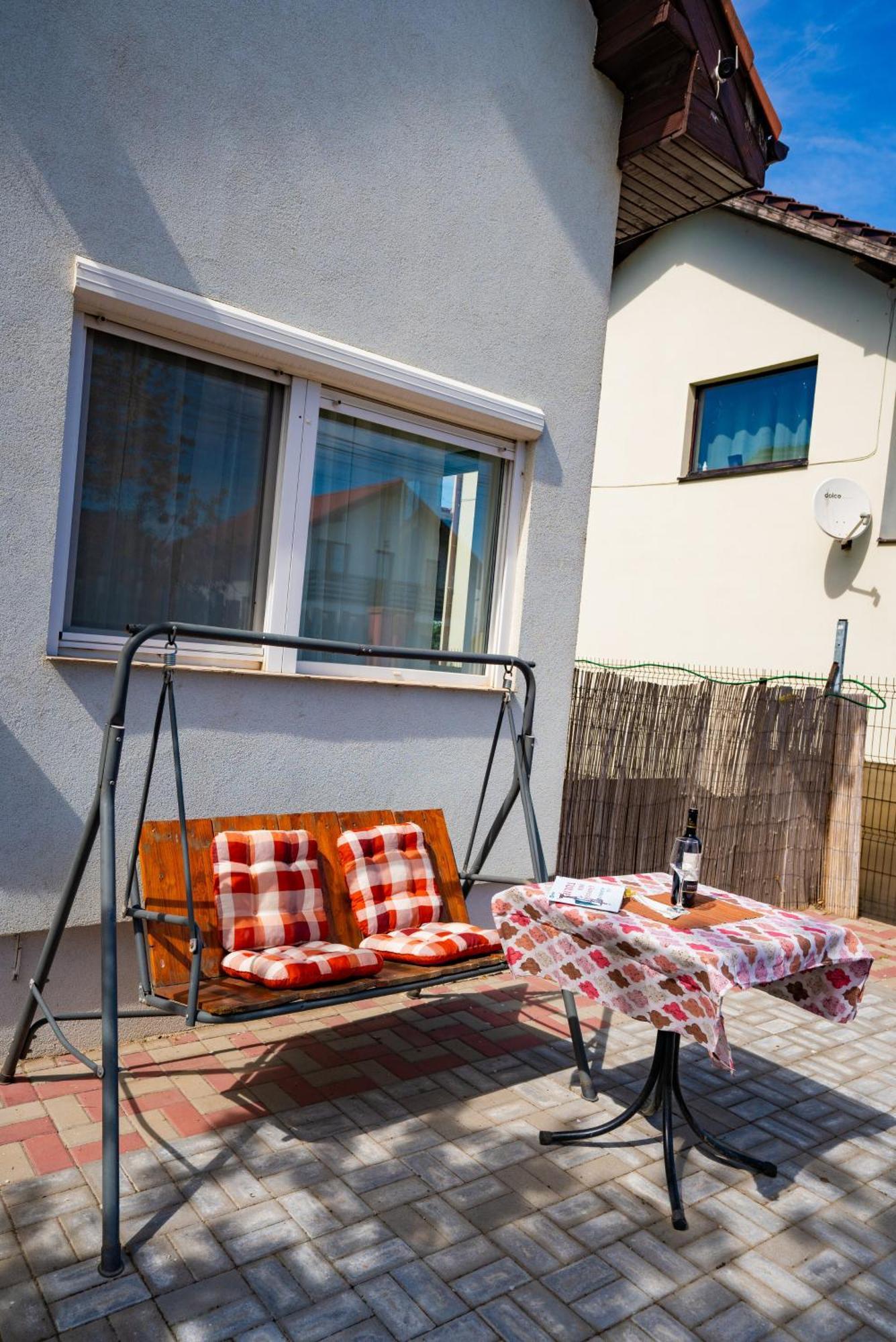 Pitstop Apartments Dumbravita  المظهر الخارجي الصورة